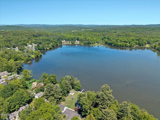 110 Stewart Point Road, Nassau, NY 12123