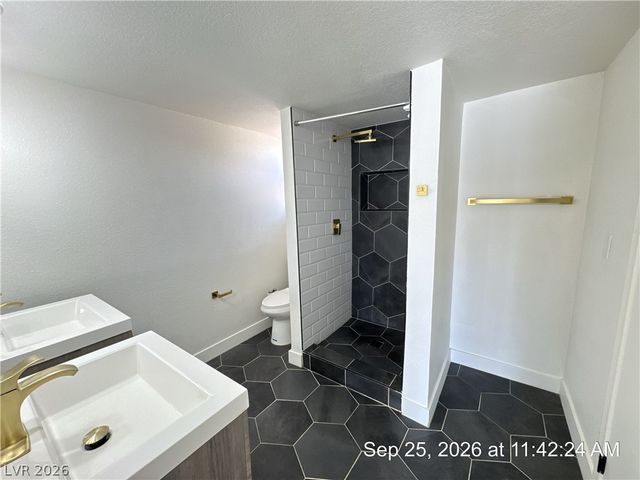1051 Sweeney Avenue, Las Vegas, NV 89104