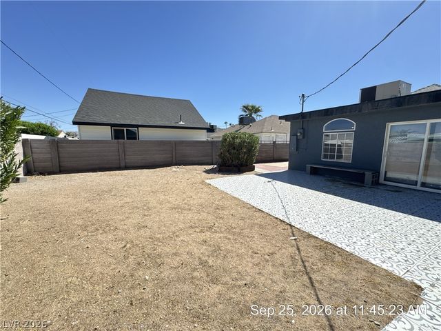 1051 Sweeney Avenue, Las Vegas, NV 89104