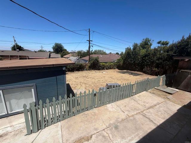 2018 SKYLINE Street, Lemon Grove, CA 91945