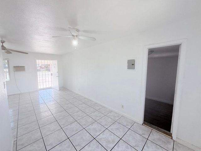 2018 SKYLINE Street, Lemon Grove, CA 91945