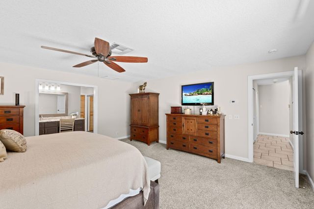 11001 SW Hawkview Circle, Stuart, FL 34997