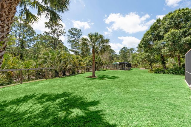 11001 SW Hawkview Circle, Stuart, FL 34997