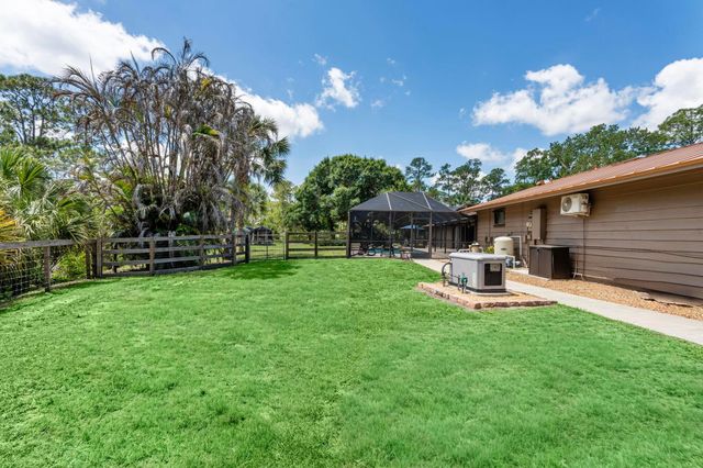 11001 SW Hawkview Circle, Stuart, FL 34997