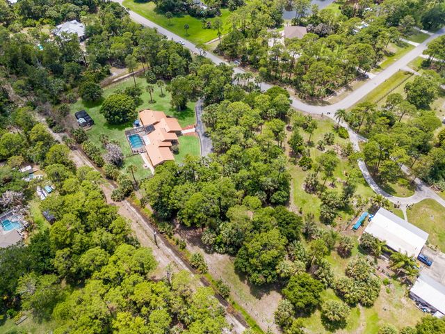 11001 SW Hawkview Circle, Stuart, FL 34997