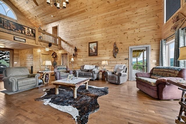384 Dean Road, Mineral Bluff, GA 30559