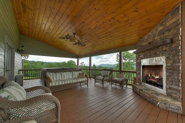 384 Dean Road, Mineral Bluff, GA 30559