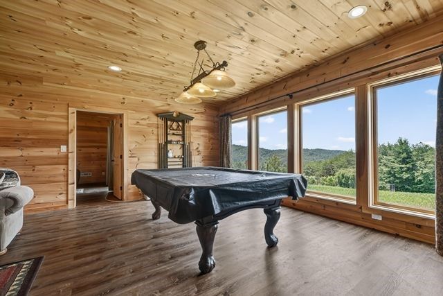 384 Dean Road, Mineral Bluff, GA 30559