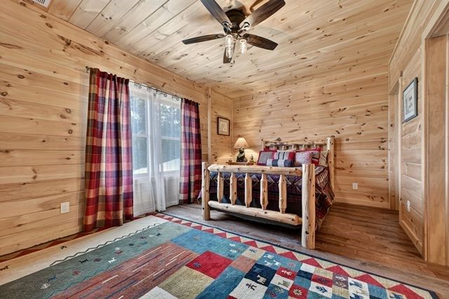 384 Dean Road, Mineral Bluff, GA 30559