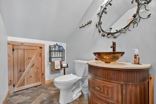384 Dean Road, Mineral Bluff, GA 30559