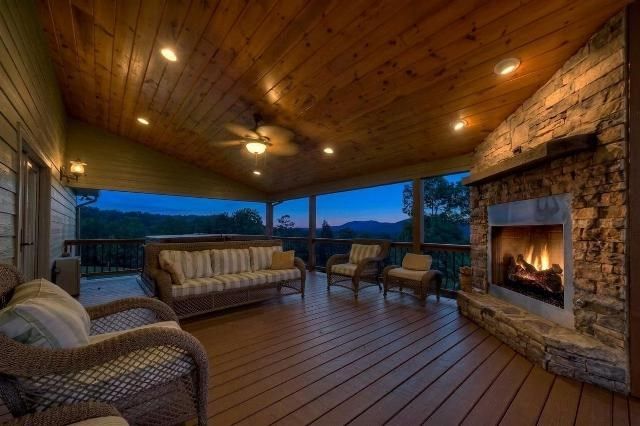 384 Dean Road, Mineral Bluff, GA 30559