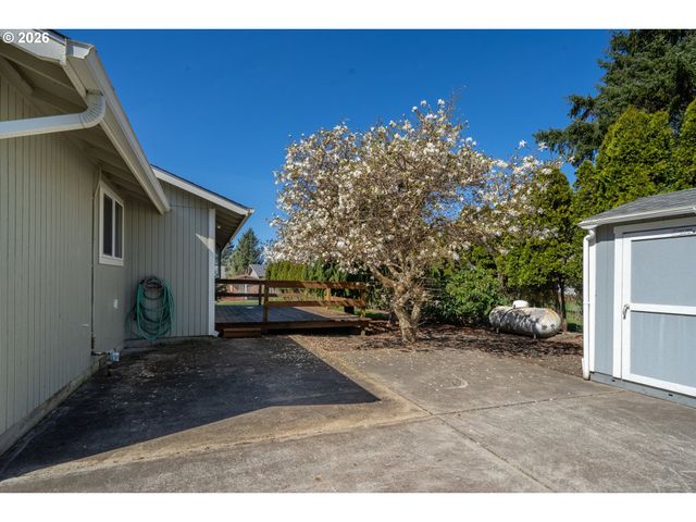 1233 Nehalem Ave, Rockaway Beach, OR 97136