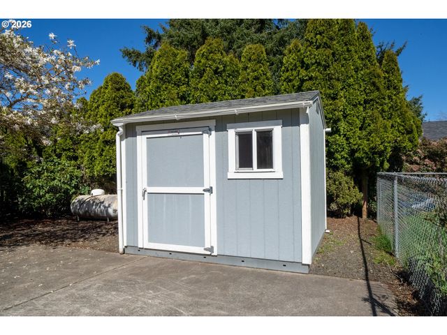 1233 Nehalem Ave, Rockaway Beach, OR 97136