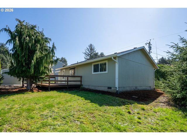 1233 Nehalem Ave, Rockaway Beach, OR 97136
