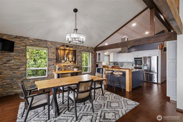 20 Jackson Lane, Port Ludlow, WA 98365
