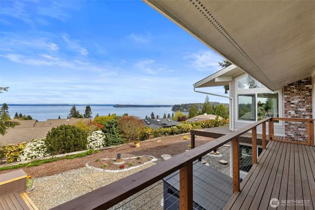 20 Jackson Lane, Port Ludlow, WA 98365