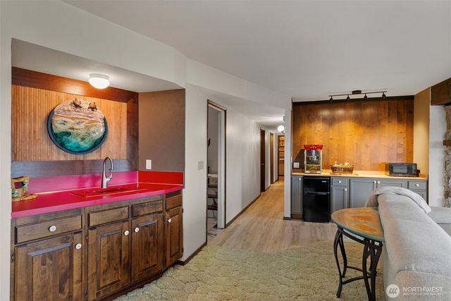 20 Jackson Lane, Port Ludlow, WA 98365