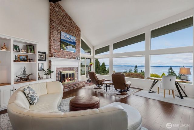 20 Jackson Lane, Port Ludlow, WA 98365
