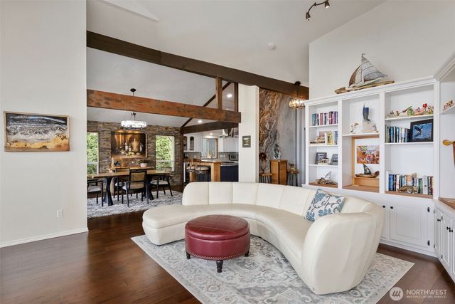 20 Jackson Lane, Port Ludlow, WA 98365