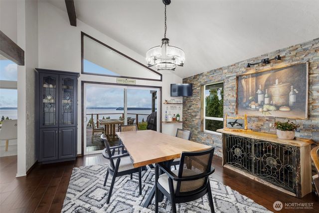 20 Jackson Lane, Port Ludlow, WA 98365