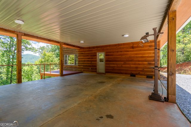 420 Hidden Acres Lane, Clayton, GA 30525