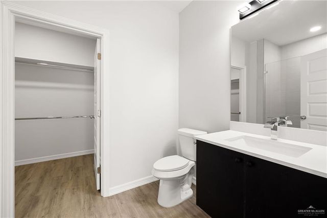 4504 Larkspur Avenue 2, Mcallen, TX 78504