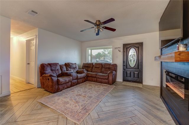 7706 Colston Place, Santa Fe, TX 77510