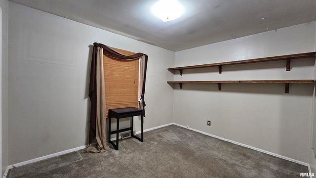 1216 S 17TH Street, Herrin, IL 62948