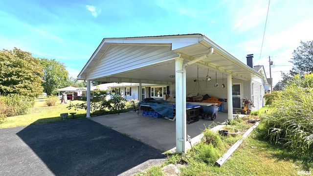 1216 S 17TH Street, Herrin, IL 62948