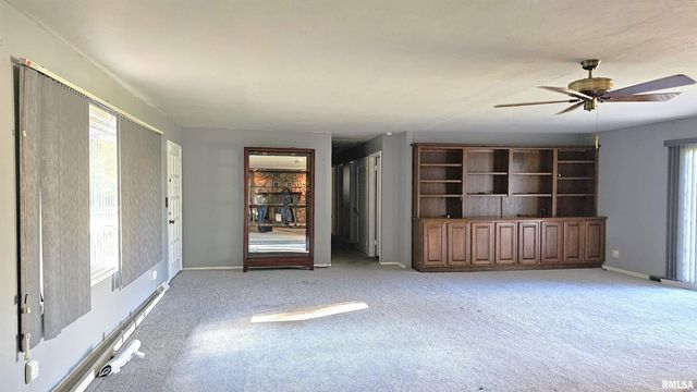 1216 S 17TH Street, Herrin, IL 62948