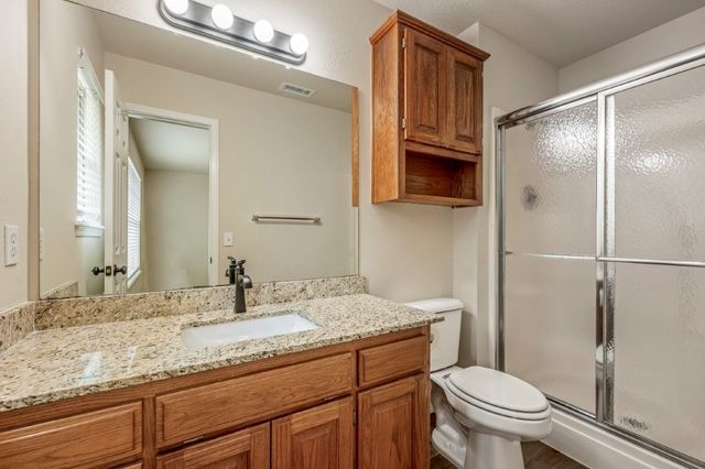 2704 W Easy Street, Rogers, AR 72756