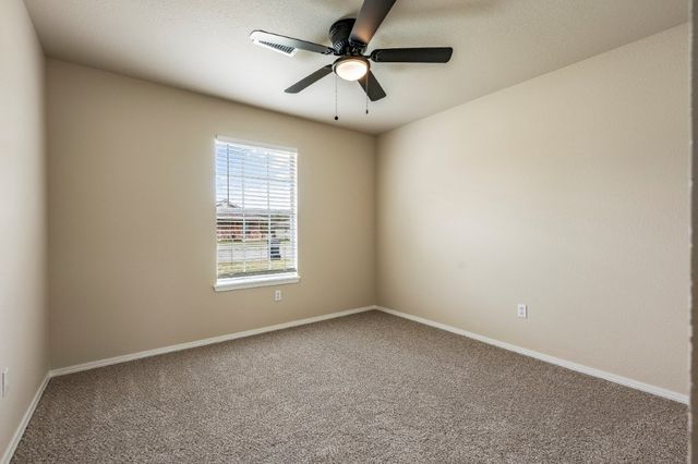 2704 W Easy Street, Rogers, AR 72756