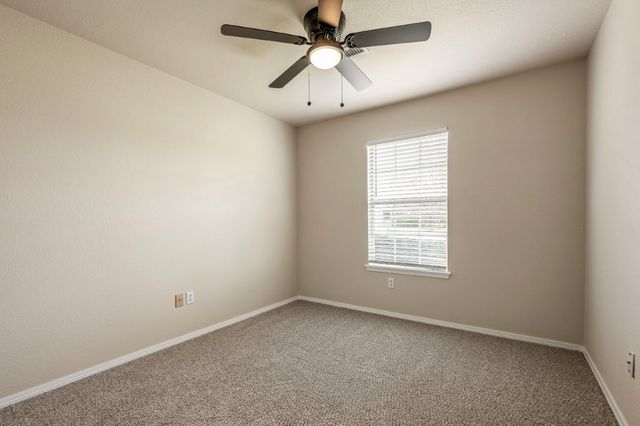 2704 W Easy Street, Rogers, AR 72756