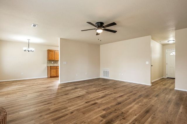 2704 W Easy Street, Rogers, AR 72756