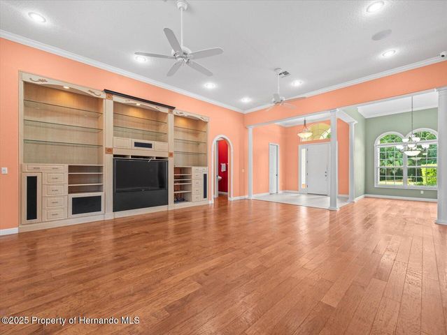 8698 Mississippi Run, Weeki Wachee, FL 34613