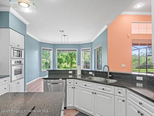 8698 Mississippi Run, Weeki Wachee, FL 34613