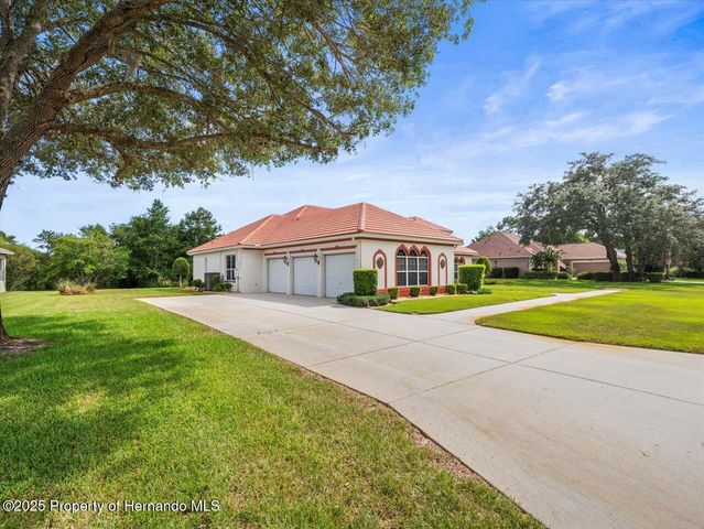8698 Mississippi Run, Weeki Wachee, FL 34613