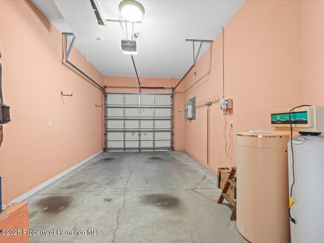 8698 Mississippi Run, Weeki Wachee, FL 34613