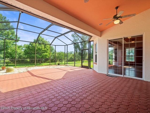 8698 Mississippi Run, Weeki Wachee, FL 34613