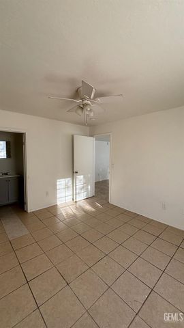 616 Fig Street, Bakersfield, CA 93304