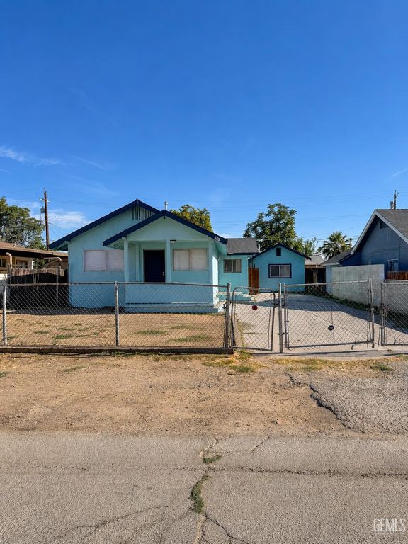616 Fig Street, Bakersfield, CA 93304