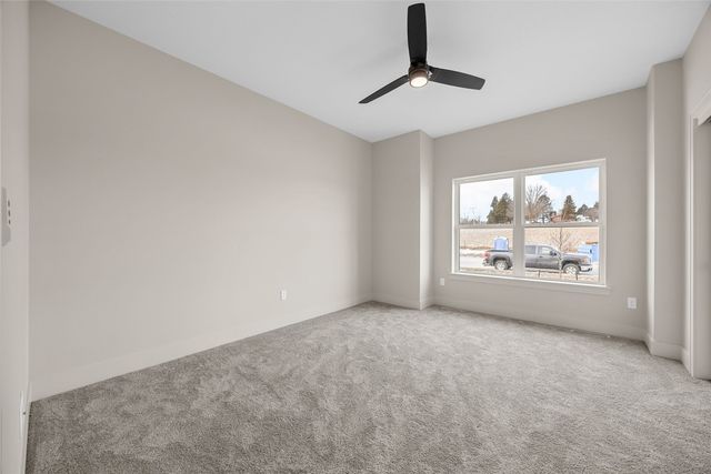 970 17th Ave SW, Mt Vernon, IA 52314