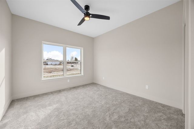 970 17th Ave SW, Mt Vernon, IA 52314