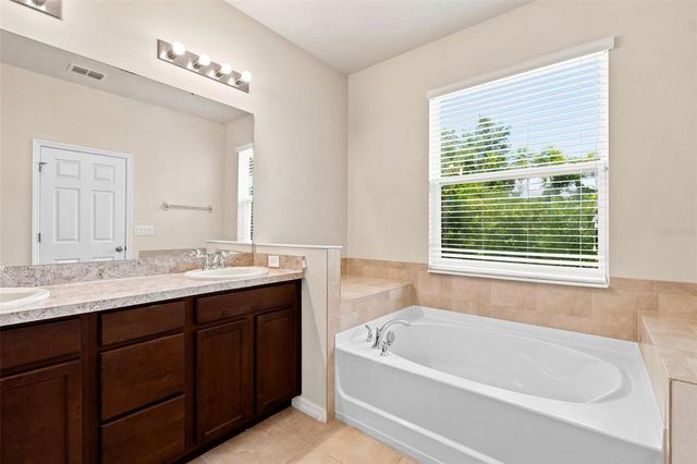 4850 SOUTHLAWN AVENUE, Orlando, FL 32811