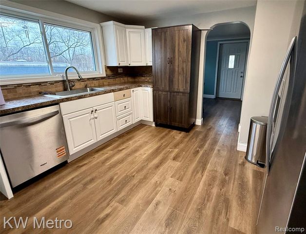 5036 Beecher Road, Flint, MI 48532