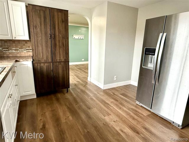 5036 Beecher Road, Flint, MI 48532