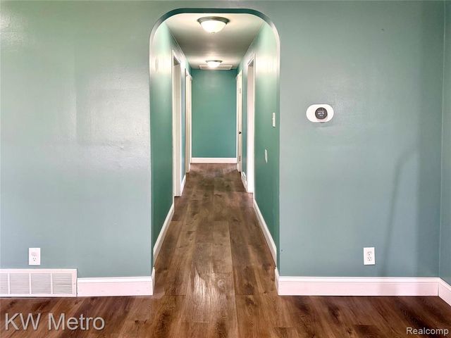 5036 Beecher Road, Flint, MI 48532