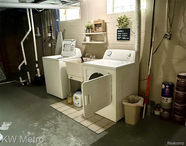 5036 Beecher Road, Flint, MI 48532