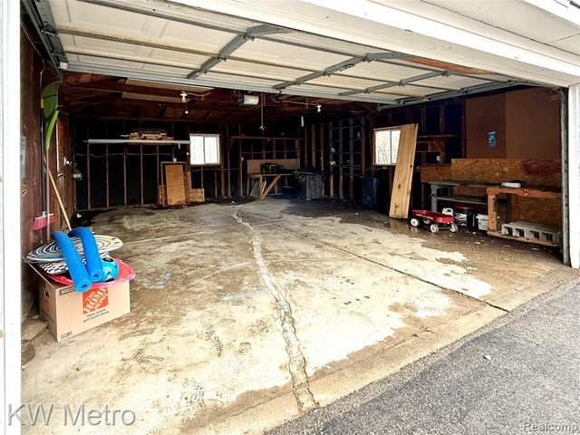 5036 Beecher Road, Flint, MI 48532