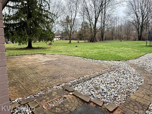 5036 Beecher Road, Flint, MI 48532